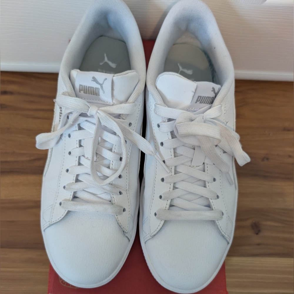 PUMA Womens Vikky V3 White Fashion Sneaker Size 9 Medium (B, M)